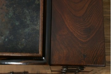 和製アンティーク　欅(ケヤキ)材　和の雰囲気を引き立てる長火鉢　(R-072618)