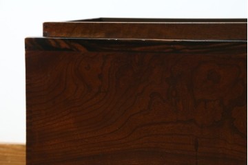 和製アンティーク　欅(ケヤキ)材　和の雰囲気を引き立てる長火鉢　(R-072618)