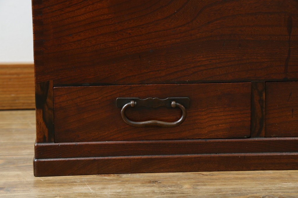 和製アンティーク　欅(ケヤキ)材　和の雰囲気を引き立てる長火鉢　(R-072618)