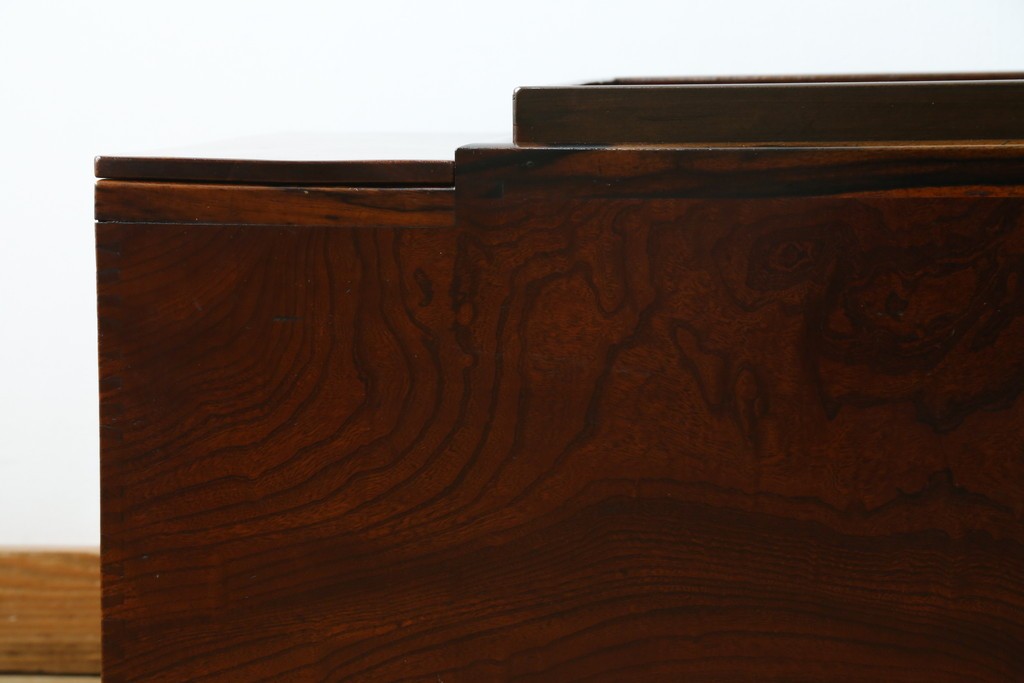 和製アンティーク　欅(ケヤキ)材　和の雰囲気を引き立てる長火鉢　(R-072618)