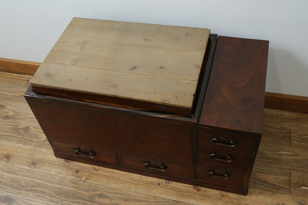 和製アンティーク　欅(ケヤキ)材　和の雰囲気を引き立てる長火鉢　(R-072618)