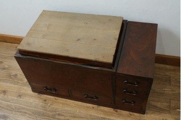 和製アンティーク　欅(ケヤキ)材　和の雰囲気を引き立てる長火鉢　(R-072618)