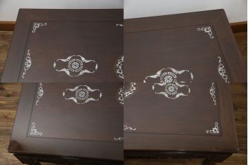 アジアンビンテージ　高級品!!　象嵌入りの凝ったデザインが魅力の唐木材製センターテーブル(リビングテーブル、ローテーブル、花梨材、カリン材、ヴィンテージ)(R-072620)