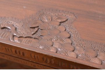 中古　軽井沢彫り　桜の彫りが魅力のローテーブル(座卓、センターテーブル、リビングテーブル)(R-072625)