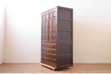 中古　美品　松本民芸家具　D-24型 落ちついた色合いとシックな雰囲気が上品な洋服タンス(ワードローブ、衣装タンス、収納棚、戸棚、チェスト)(定価約68万円)(R-072630)
