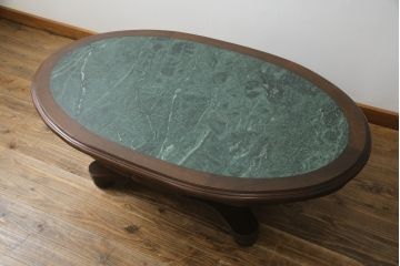 イギリスビンテージ　天板大理石が目を引くクラシカルなお部屋に取り入れたいオーバルセンターテーブル(リビングテーブル、楕円、ローテーブル、英国、ヴィンテージ)(R-072632)