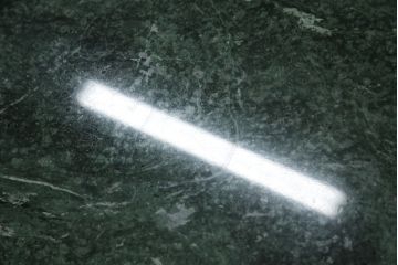 イギリスビンテージ　天板大理石が目を引くクラシカルなお部屋に取り入れたいオーバルセンターテーブル(リビングテーブル、楕円、ローテーブル、英国、ヴィンテージ)(R-072632)