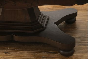 イギリスビンテージ　天板大理石が目を引くクラシカルなお部屋に取り入れたいオーバルセンターテーブル(リビングテーブル、楕円、ローテーブル、英国、ヴィンテージ)(R-072632)
