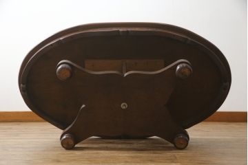 イギリスビンテージ　天板大理石が目を引くクラシカルなお部屋に取り入れたいオーバルセンターテーブル(リビングテーブル、楕円、ローテーブル、英国、ヴィンテージ)(R-072632)
