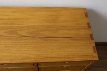  和製ビンテージ　高島屋特注品!　シンプルなデザインと引き出し8杯の収納力が魅力的なチェスト(引き出し、サイドチェスト、収納箪笥、ヴィンテージ)(R-072635)