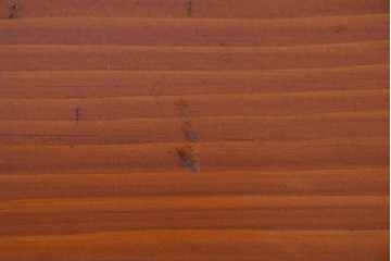 和製アンティーク　美品!!　前面欅(ケヤキ)材　美しい漆塗りが魅力の東北時代箪笥ローボード　(R-072648)