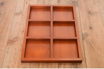 中古　美品　希少な廃盤品　北海道民芸家具　シックなデザインの脚付き下駄箱(サイドボード、玄関棚、収納棚、戸棚)(R-072659)