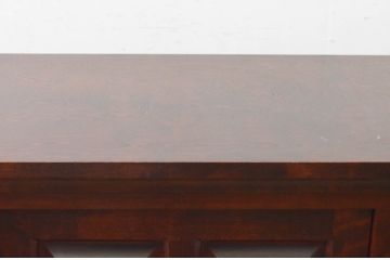 中古　美品　希少な廃盤品　北海道民芸家具　シックなデザインの脚付き下駄箱(サイドボード、玄関棚、収納棚、戸棚)(R-072659)