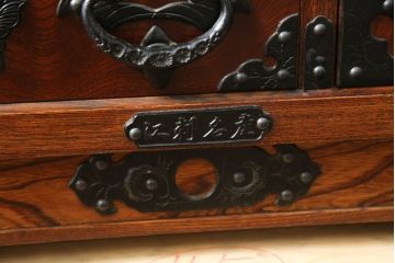 中古　民芸家具　岩谷堂箪笥　桜木作　上質な和の空間を演出する鏡台(ドレッサー、ミラー、姿見)(R-072670)