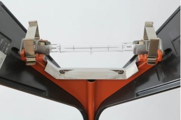 イタリアビンテージ　希少な廃盤品　FLOS(フロス)社　Papillona(パピローナ)　お部屋のアクセントにぴったりのシンプルでスタイリッシュなフロアライト(フロアランプ、スタンドライト、照明、間接照明、ヴィンテージ)(R-072671)