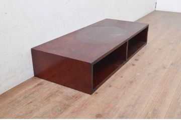 中古　欅産業　仙台箪笥　木目が美しく黒々とした金具が映えるローボード(テレビ台、テレビボード、収納棚)(R-072673)