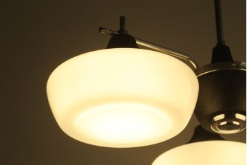 ビンテージ照明　シンプルでお部屋に取り入れやすい3灯シャンデリア(天井照明、吊り下げ照明、ペンダントライト、ヴィンテージ)(R-072677)