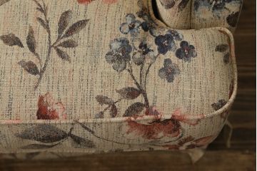 中古　美品　maruni(マルニ木工)　地中海シリーズ　優しい色合いの花柄が愛らしいモナコハイラブシート(2人掛けソファ、2Pソファ、二人掛け)(定価約32万円)(R-072688)