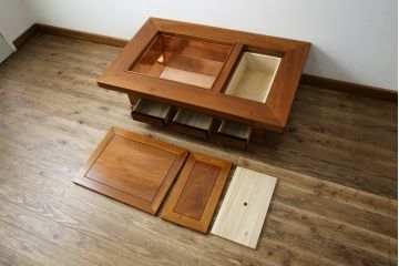 和製ビンテージ　美品!!　総欅(ケヤキ)材　重厚な囲炉裏テーブル(座卓、ローテーブル、火鉢、長火鉢、木製火鉢、ヴィンテージ)(R-072693)
