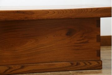 和製ビンテージ　美品!!　総欅(ケヤキ)材　重厚な囲炉裏テーブル(座卓、ローテーブル、火鉢、長火鉢、木製火鉢、ヴィンテージ)(R-072693)