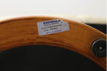 中古　EKORNES(エコーネス)　本革　ゆったりとしたくつろぎの時間におすすめのオットマン付きストレスレスチェア(リクライニングチェア、アームチェア、1人掛け、一人掛け、1P、レザー、北欧)(定価約35万円)(R-072694)