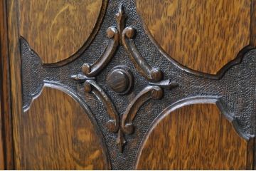 イギリスアンティーク　オーク材　洗練されたデザインが目を惹くミラーバックサイドボード(サイドキャビネット、戸棚、収納棚、食器棚、英国)(R-072699)