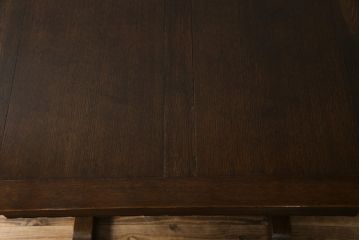 イギリスアンティーク　オーク材　クラシックな雰囲気漂うドローリーフテーブル(エクステンションテーブル、ダイニングテーブル、食卓、2人掛け、4人掛け、6人掛け、英国)(R-072700)