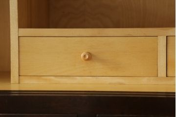 中古　北海道民芸家具　和洋どちらのお部屋にも馴染みやすいタンス(衣装箪笥、収納箪笥、着物箪笥、和タンス、引き出し)(R-072707)