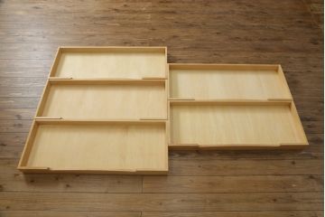 中古　北海道民芸家具　和洋どちらのお部屋にも馴染みやすいタンス(衣装箪笥、収納箪笥、着物箪笥、和タンス、引き出し)(R-072707)