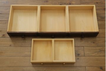 中古　北海道民芸家具　和洋どちらのお部屋にも馴染みやすいタンス(衣装箪笥、収納箪笥、着物箪笥、和タンス、引き出し)(R-072707)