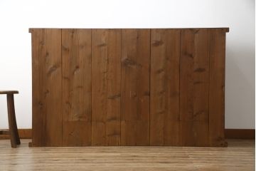 和製アンティーク　懐かしい雰囲気漂うモールガラスサイドボード(サイドキャビネット、収納棚、ガラス戸棚、食器棚)(R-072713)