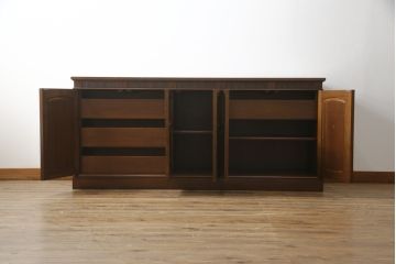 中古　DREXEL HERITAGE(ドレクセルヘリテイジ)　Triune(トライユン)　優雅な佇まいが魅力のクリデンザキャビネット(クレデンザ、サイドボード、リビングボード)(定価約66万円)(R-072716)