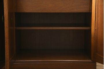 中古　DREXEL HERITAGE(ドレクセルヘリテイジ)　Triune(トライユン)　優雅な佇まいが魅力のクリデンザキャビネット(クレデンザ、サイドボード、リビングボード)(定価約66万円)(R-072716)