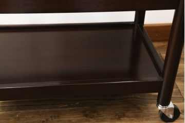 中古　松本民芸家具　上品な色合いが魅力!!シックな雰囲気漂うB型ワゴン(キャスターワゴン、サイドワゴン、キッチンワゴン、花台)(R-072727)