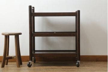 中古　松本民芸家具　上品な色合いが魅力!!シックな雰囲気漂うB型ワゴン(キャスターワゴン、サイドワゴン、キッチンワゴン、花台)(R-072727)