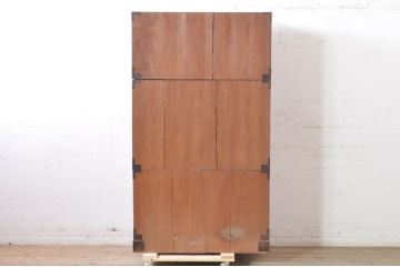 和製アンティーク　前面欅(ケヤキ)材　立派な金具と凛とした佇まいが素敵な三段重ね東北時代箪笥(衣装箪笥、和タンス、収納たんす、引き出し、重ねタンス)(R-072739)