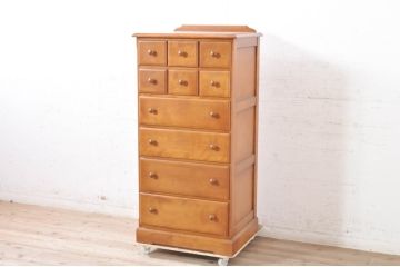 中古　横浜クラシック家具　ダニエル(daniel)　アーリーアメリカンシリーズ　A-108　引き出し10杯が嬉しい!木の温もり溢れるチェスト(小抽斗タンス、引き出し、洋服タンス、ハイチェスト)(R-072744)