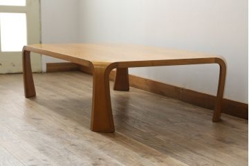 和製ビンテージ　天童木工　欅(ケヤキ)材　天板の美しい木目が魅力的な座卓(ヴィンテージ、ローテーブル、センターテーブル、リビングテーブル)(R-072748)