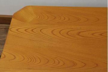 和製ビンテージ　天童木工　欅(ケヤキ)材　天板の美しい木目が魅力的な座卓(ヴィンテージ、ローテーブル、センターテーブル、リビングテーブル)(R-072748)
