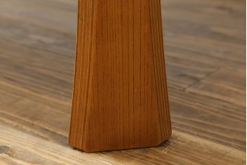 和製ビンテージ　天童木工　欅(ケヤキ)材　天板の美しい木目が魅力的な座卓(ヴィンテージ、ローテーブル、センターテーブル、リビングテーブル)(R-072748)