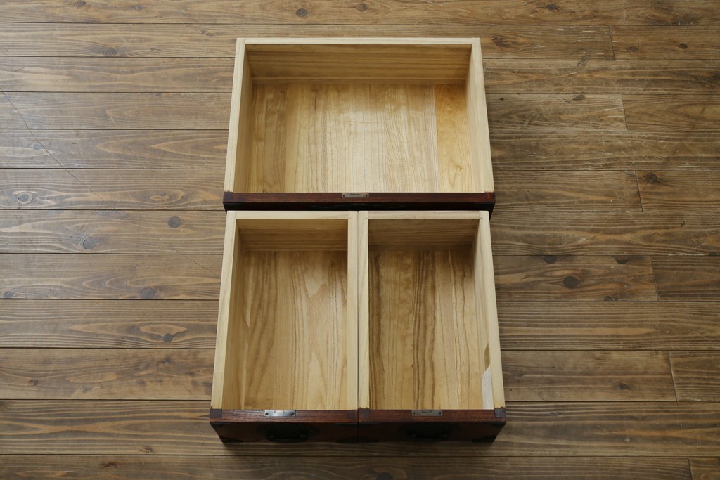 中古　岩谷堂箪笥　力強い杢目と重厚感ある金具が魅力の和箪笥　(R-072749)