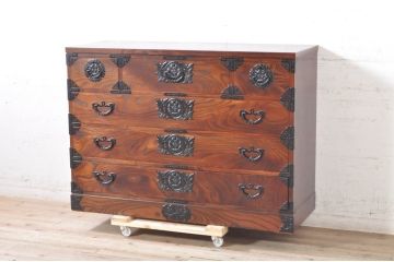中古　岩谷堂箪笥　力強い杢目と重厚感ある金具が魅力の和箪笥(和タンス、整理箪笥、衣装タンス、収納たんす、引き出し、サイドチェスト)(R-072749)
