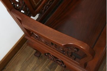 和製ビンテージ　総花梨(カリン)材　象嵌入り　凝ったデザインの彫刻が魅力のベンチ(長椅子、長イス、板座チェア、3人掛けソファ、3人掛けベンチ、ヴィンテージ)(R-072753)