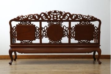 和製ビンテージ　総花梨(カリン)材　象嵌入り　凝ったデザインの彫刻が魅力のベンチ(長椅子、長イス、板座チェア、3人掛けソファ、3人掛けベンチ、ヴィンテージ)(R-072753)