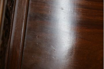 和製ビンテージ　総花梨(カリン)材　象嵌入り　凝ったデザインの彫刻が魅力のアームチェア(一人掛け、ダイニングチェア、椅子、イス、板座チェア、ヴィンテージ)(R-072754)