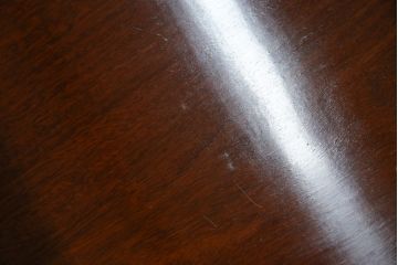 和製ビンテージ　総花梨(カリン)材　象嵌入り　凝ったデザインの彫刻が魅力のアームチェア(一人掛け、ダイニングチェア、椅子、イス、板座チェア、ヴィンテージ)(R-072755)