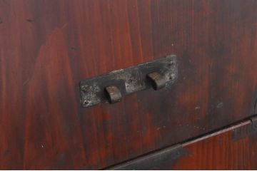 和製アンティーク　前面栗材　桜丸金具　年月を経た趣のある色合いが魅力的な重ね米沢箪笥(収納箪笥、衣装箪笥、小箪笥、時代箪笥)(R-072769)