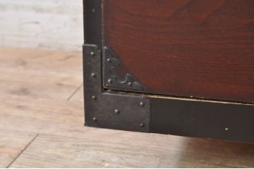 和製アンティーク　前面栗材　桜丸金具　年月を経た趣のある色合いが魅力的な米沢箪笥ローボード(テレビ台、テレビボード、ローチェスト、収納たんす、時代箪笥、引き出し)(R-072770)