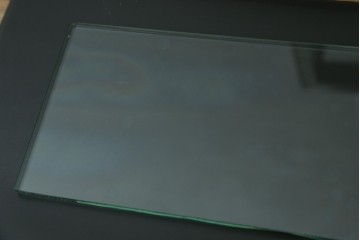 和製アンティーク　希少サイズ!!　レトロな雰囲気漂う薄型壁掛けガラスケース　(R-072773)