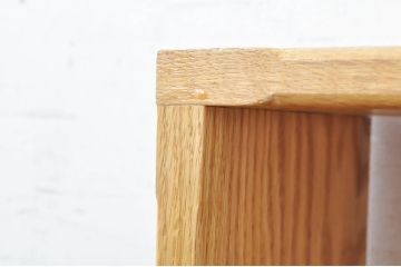 中古　タモ材　高島屋購入品　シンプルなデザインで使いやすいディスプレイラック(飾り棚、花台、飾り台、オープンラック)(R-072775)